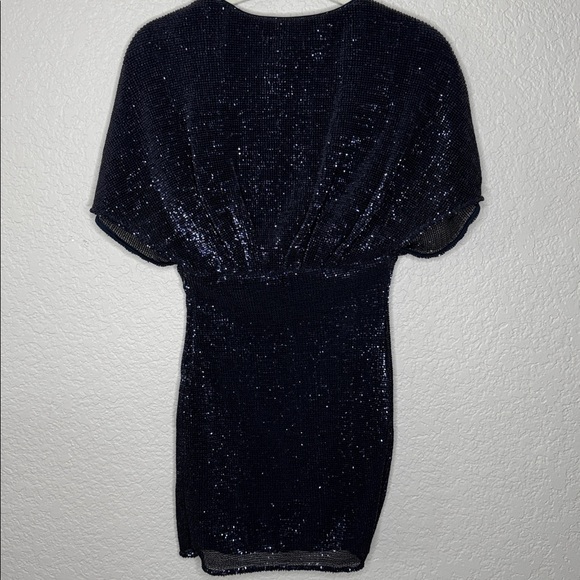 Lovers + Friends Sequin Mini Dress Short Sleeve Bodycon Cocktail Glam Navy XXS - Picture 5 of 7